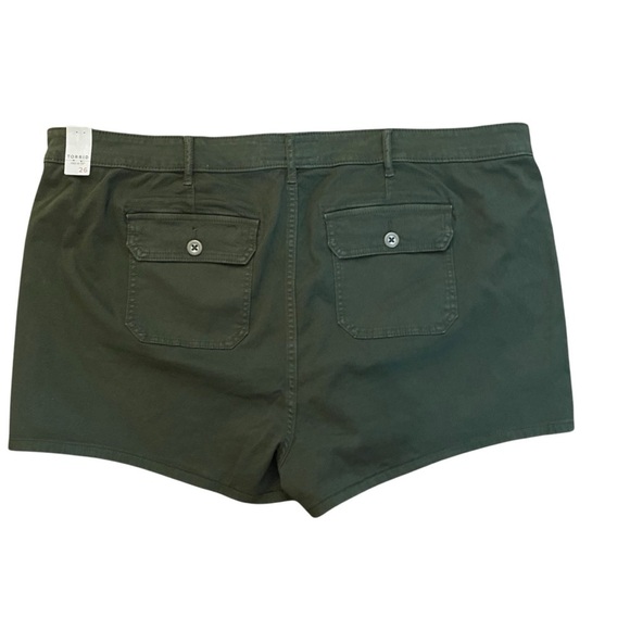 NWT Torrid Army Green Button Up Cargo Shorts Summer Casual Vacation Plus Size - Picture 5 of 9